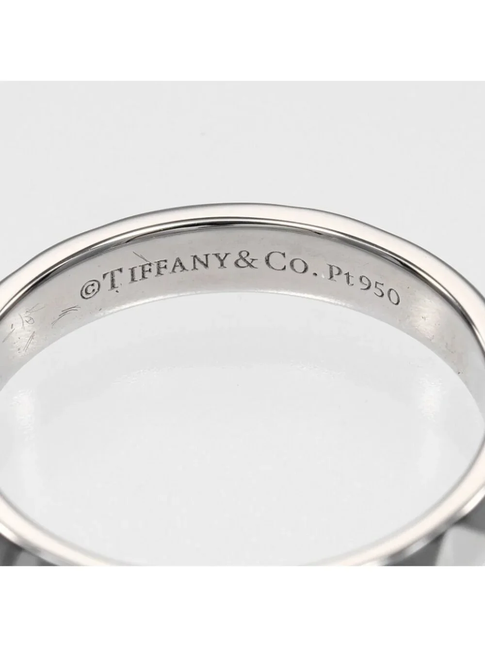 Tiffany & Co True Band Platinum Ring